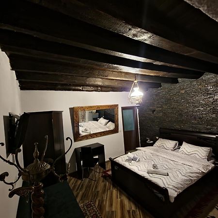 Ferienwohnung L&I Berat Exterior foto